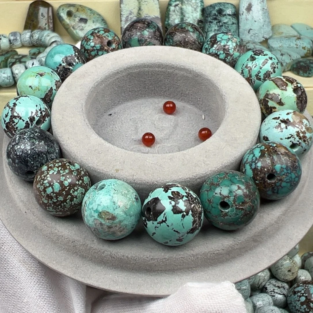 南红玛瑙配饰未镶嵌贝*