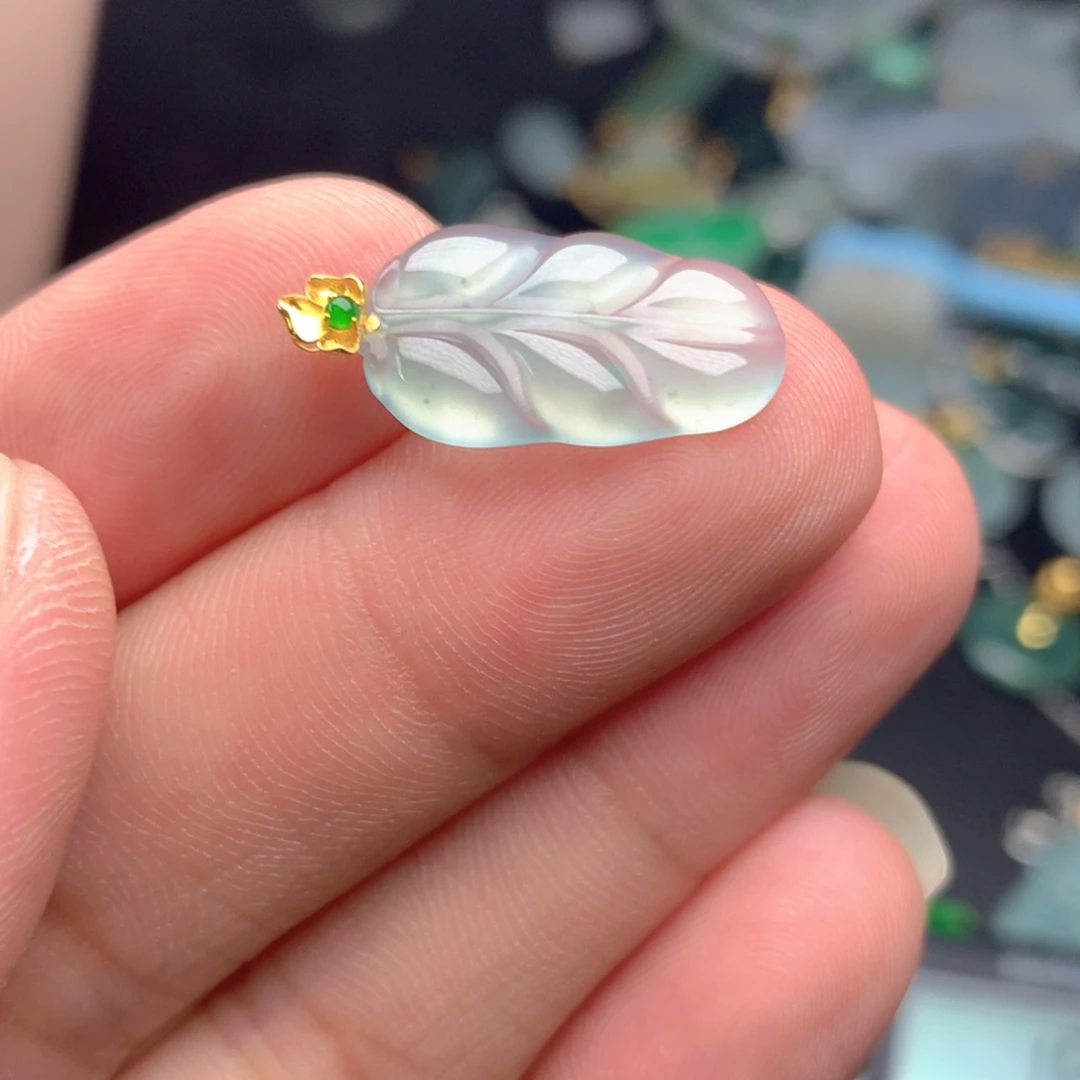 【闪购商品】翡翠18K金镶嵌颈饰翡翠