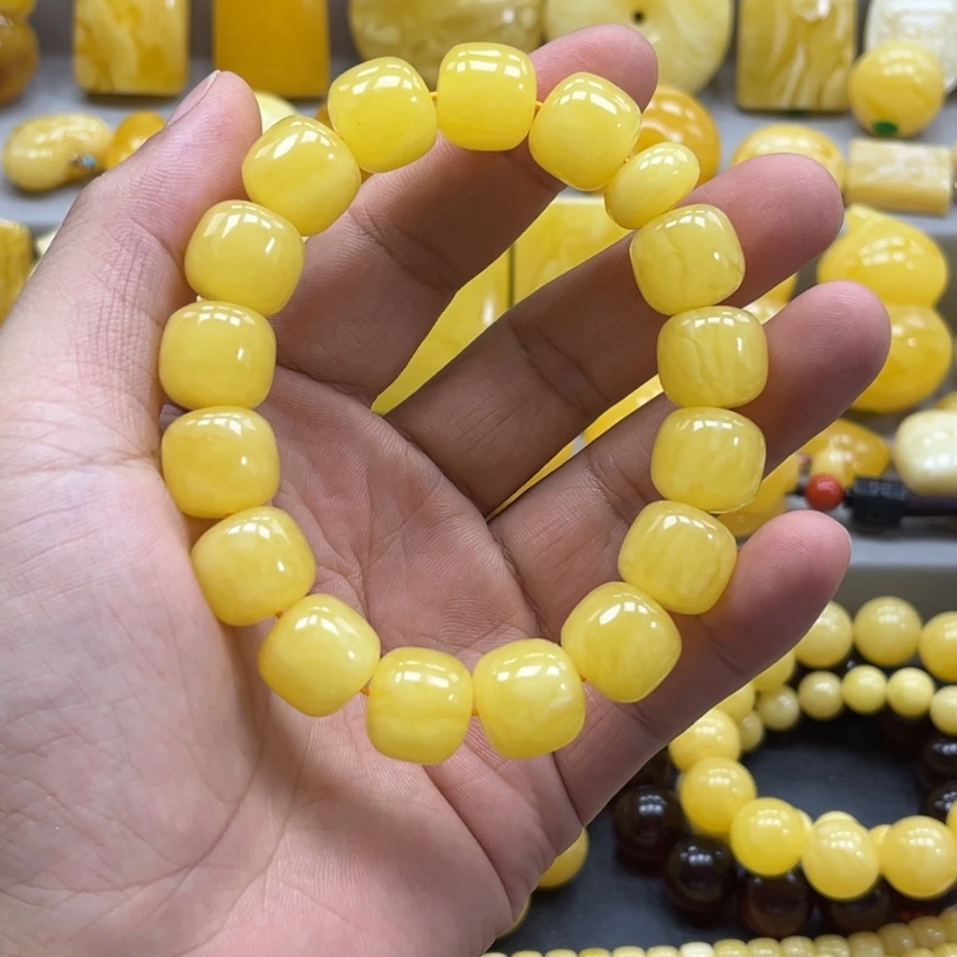 蜜蜡未镶嵌珠宝奇石
