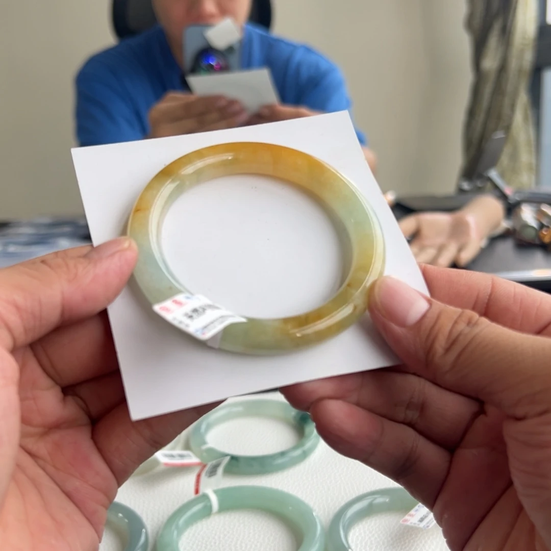 翡翠手镯未镶嵌53号 55