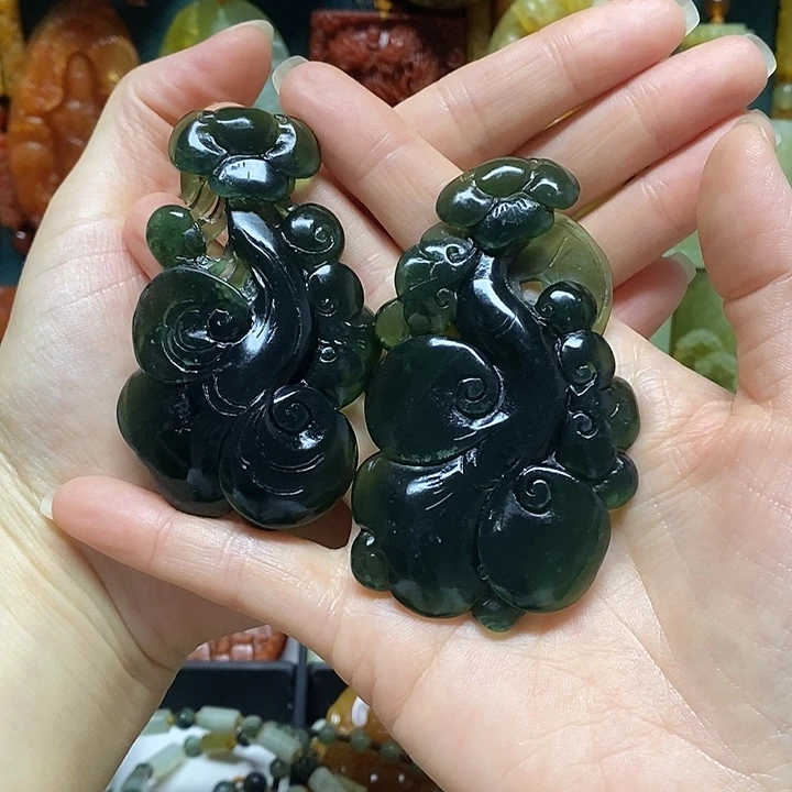 善***阁岫玉未镶嵌吊坠(赠链)