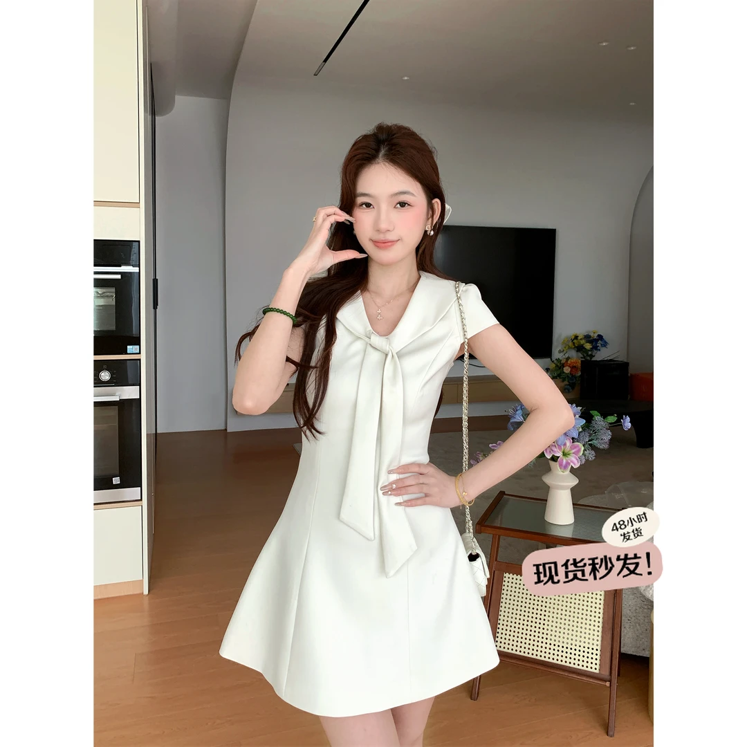 欧阳喜【清高美术馆】法式收腰显瘦连衣裙海军领连衣裙气质A字裙