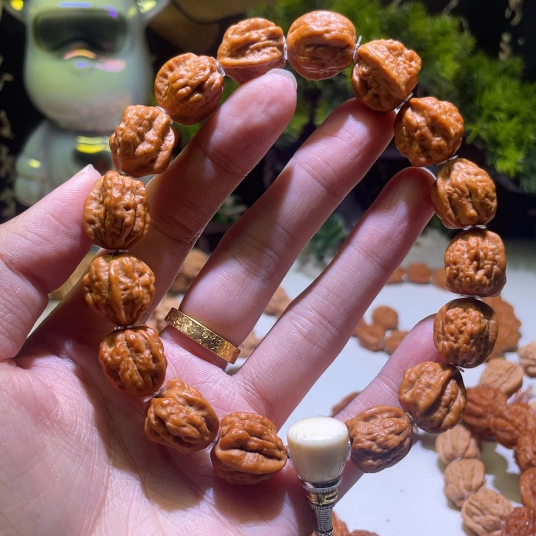 韩***宇核桃文玩核桃小金蝉