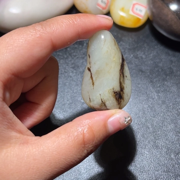 和田玉未镶嵌珠宝奇石