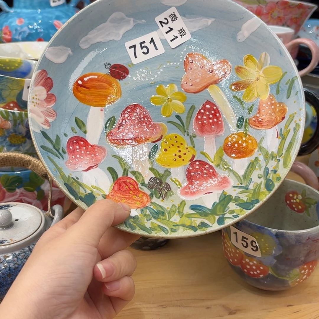 瓷片兔兔好可爱呀打