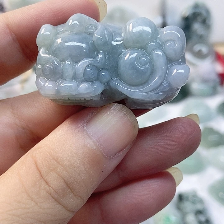 颈饰未镶嵌翡翠貔貅