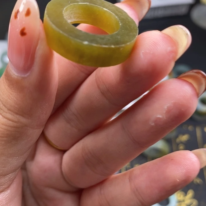 释***佪定制翡翠未镶嵌01