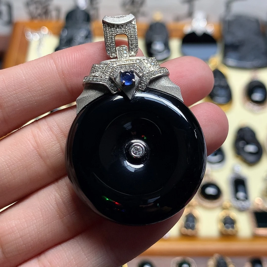 翡翠18K金镶嵌吊坠(不含链)平安扣