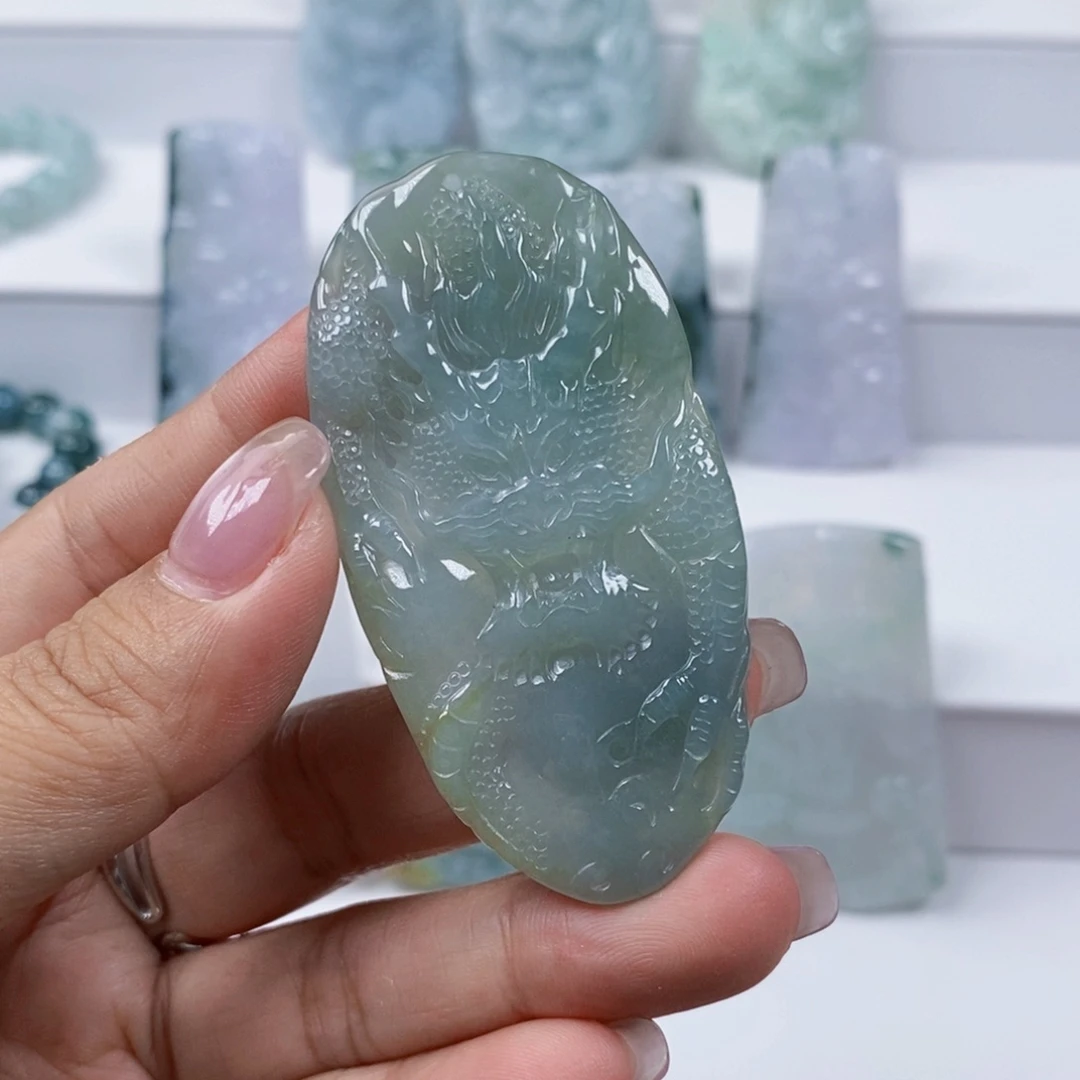 翡翠未镶嵌颈饰翡翠龙牌
