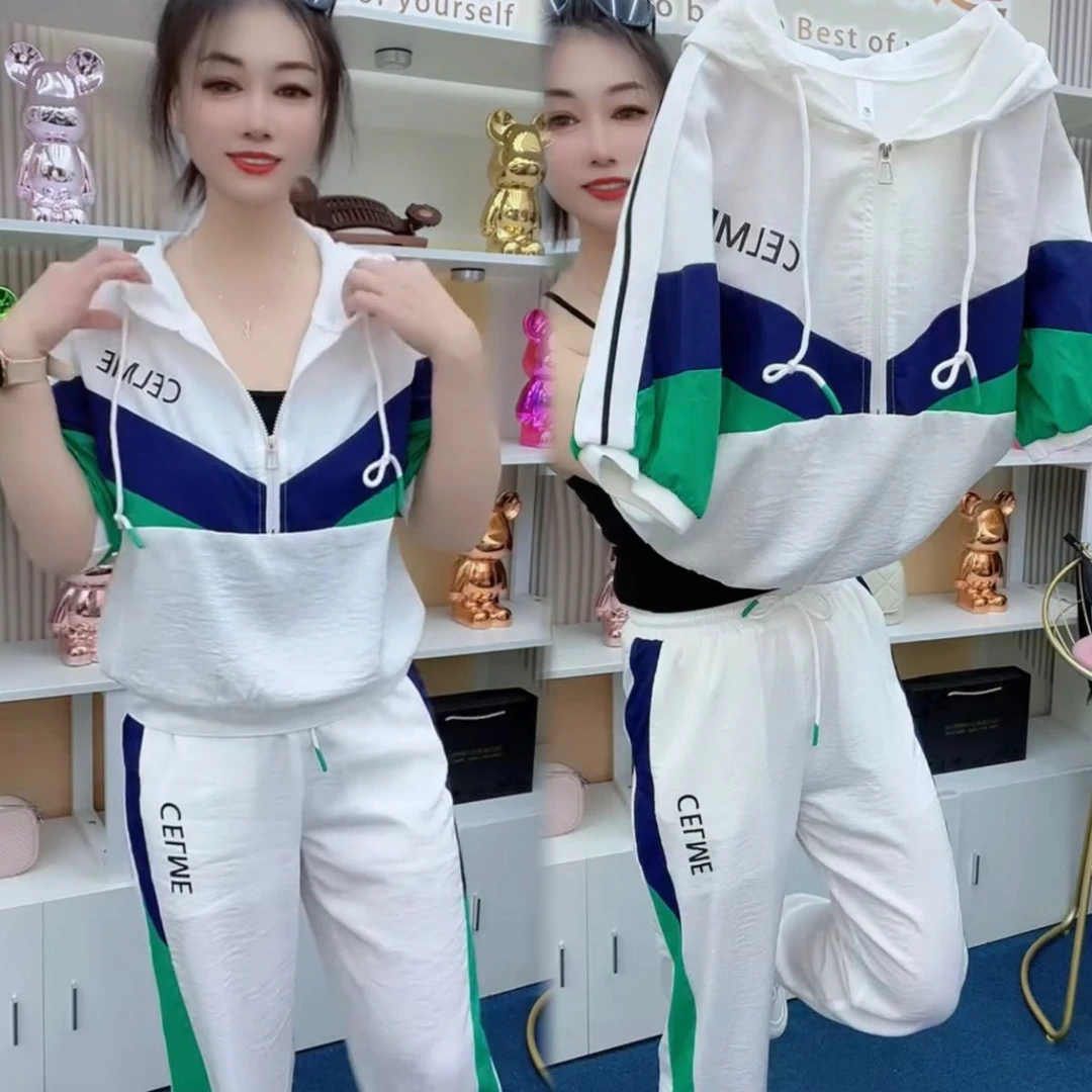休闲夏季新款拼色运动套装减龄两件套宽松短袖连帽时尚显瘦套装潮