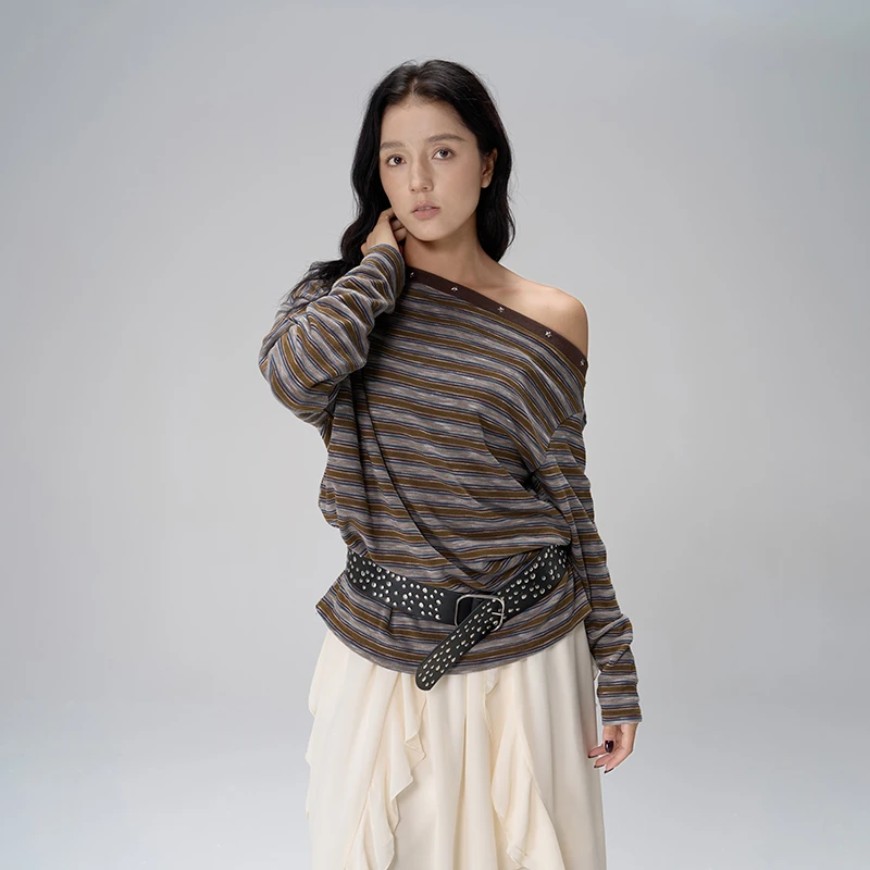 未白法式慵懒甜美露肩长袖T恤女秋季宽松条纹上衣82272
