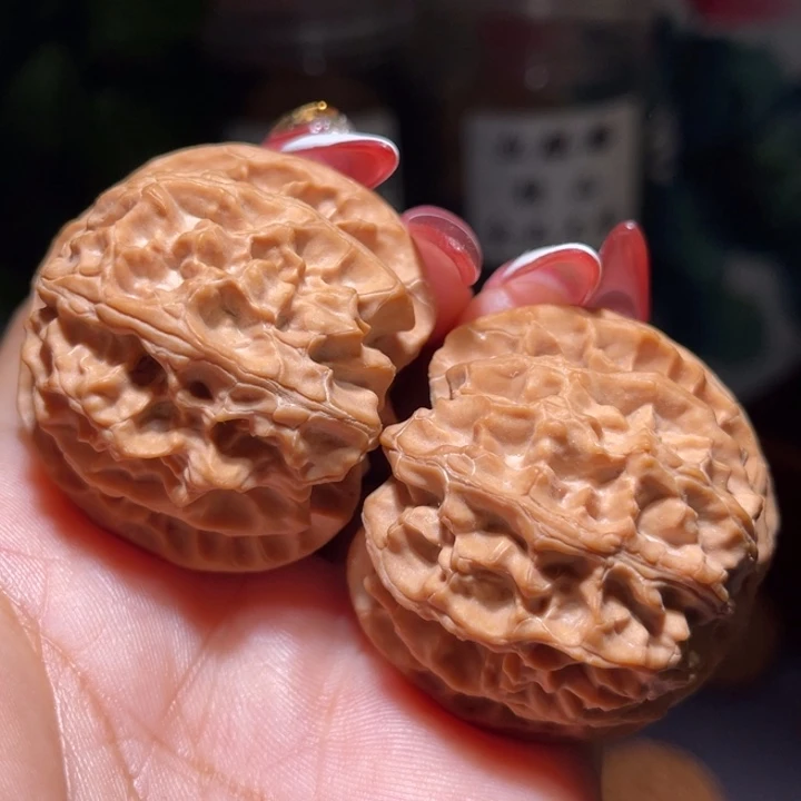 文玩核桃吊坠          41.8