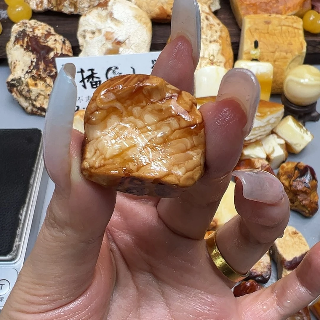 ****.未镶嵌定制琥珀蜜蜡