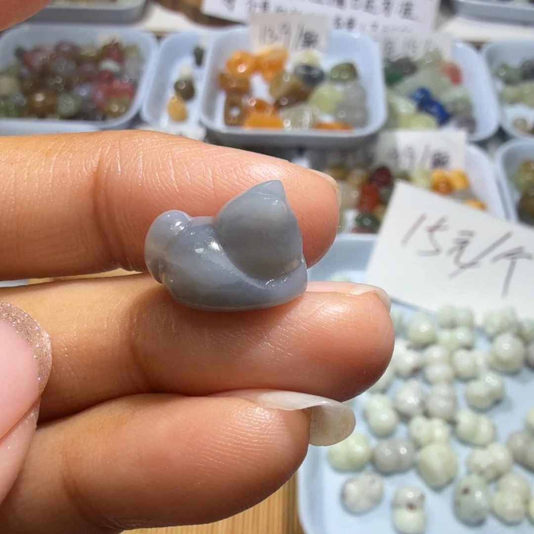 和田玉未镶嵌珠宝奇石