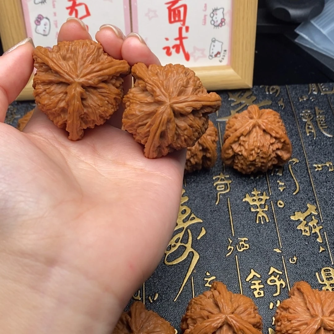 故***汇吊坠文玩核桃白狮111111111111