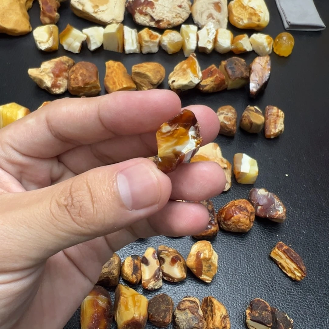 未镶嵌定制琥珀7***c蜜蜡