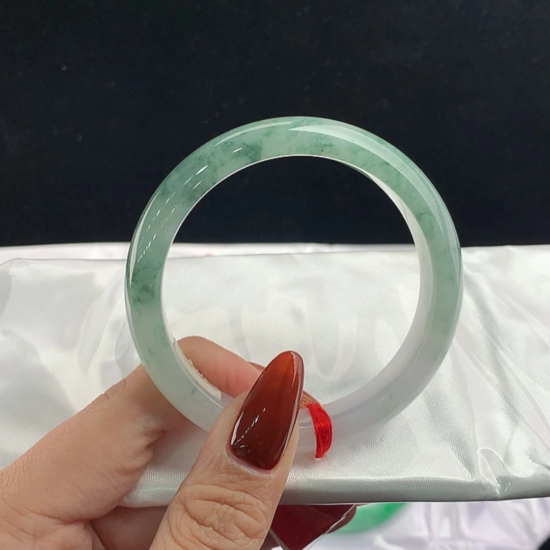 【闪购商品】未镶嵌手镯翡翠正57