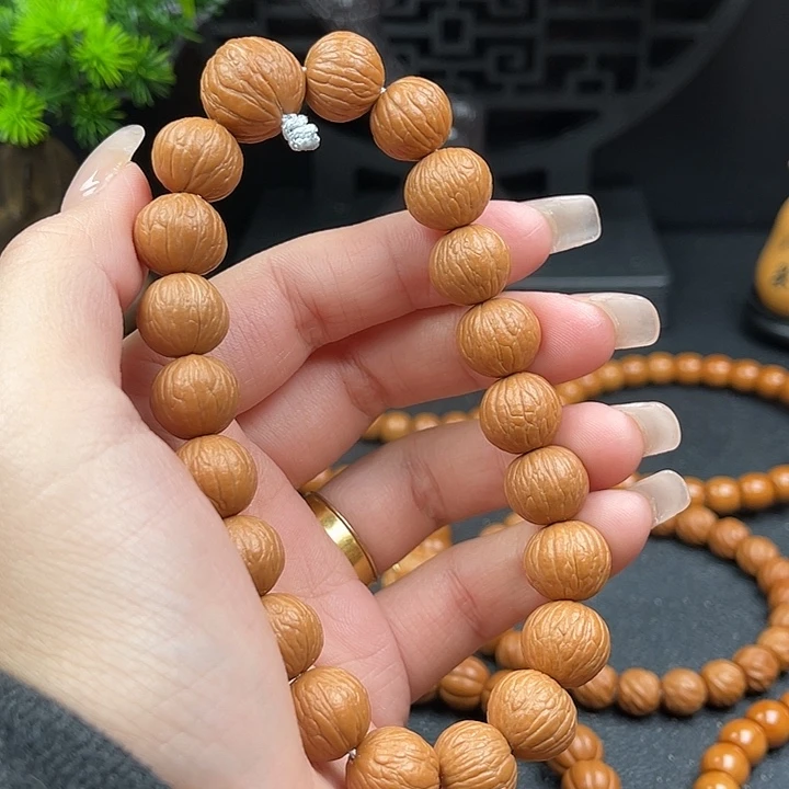 A***Y吊坠猴头核桃原皮南瓜