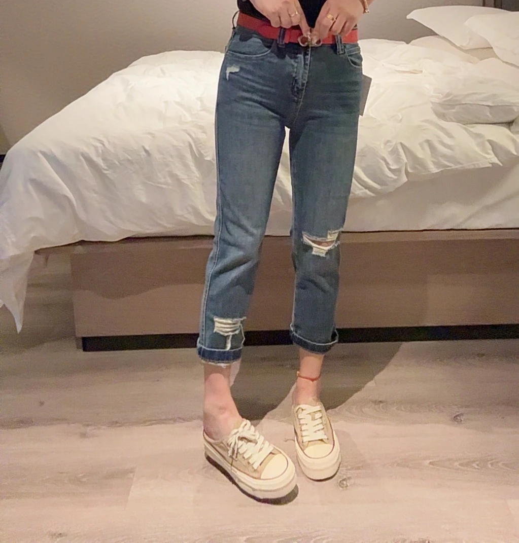 魏佳推荐-修身显瘦窄版直筒前后破洞烟管牛仔裤女九分裤22566