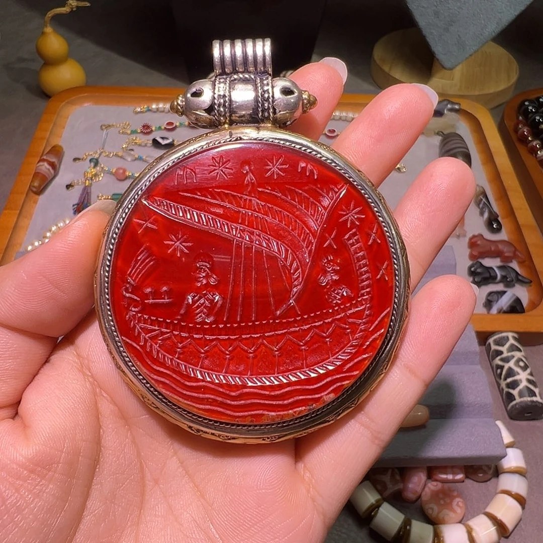 李***.树脂制品平印各种各样