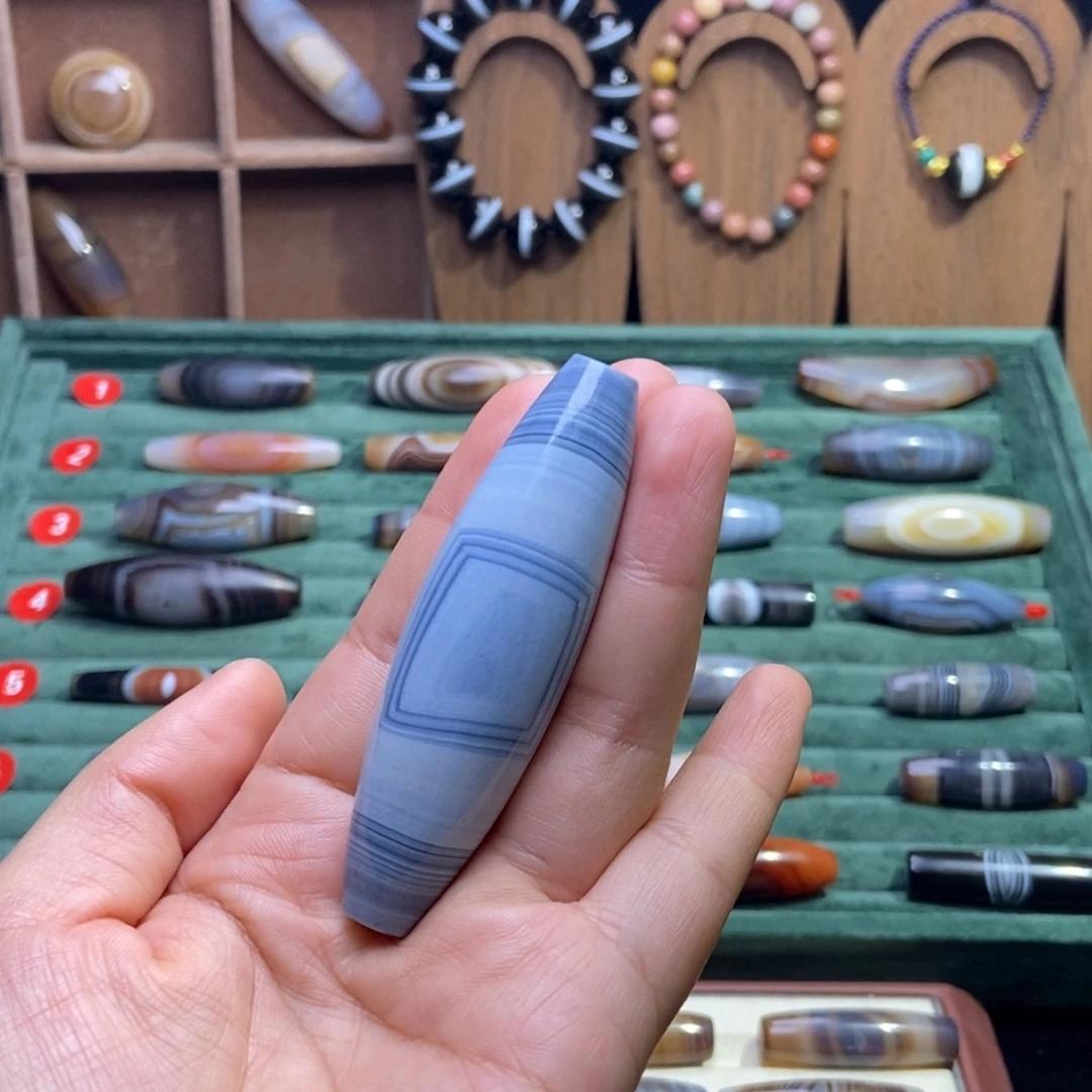 做***生玛瑙/玉髓未镶嵌颈饰