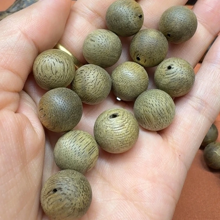 大叶紫檀（黑酸枝木类）