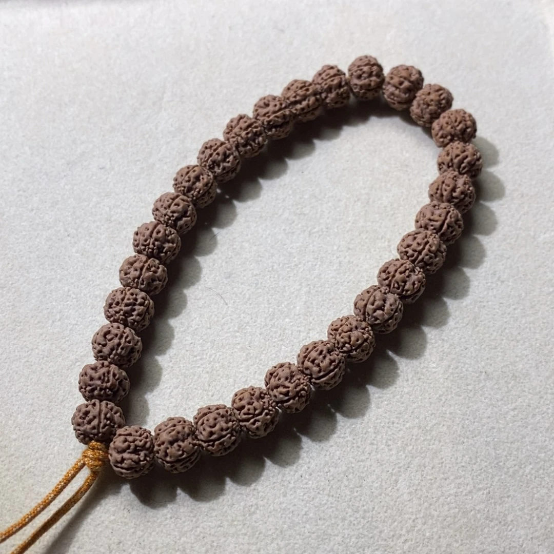 金刚菩提吊坠凹底梅花12.2×10