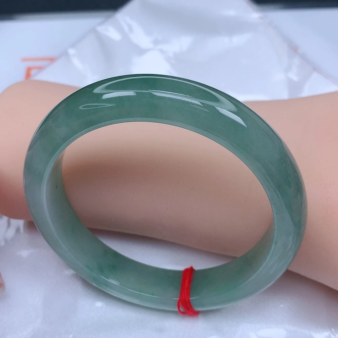 【闪购商品】未镶嵌手镯翡翠，57