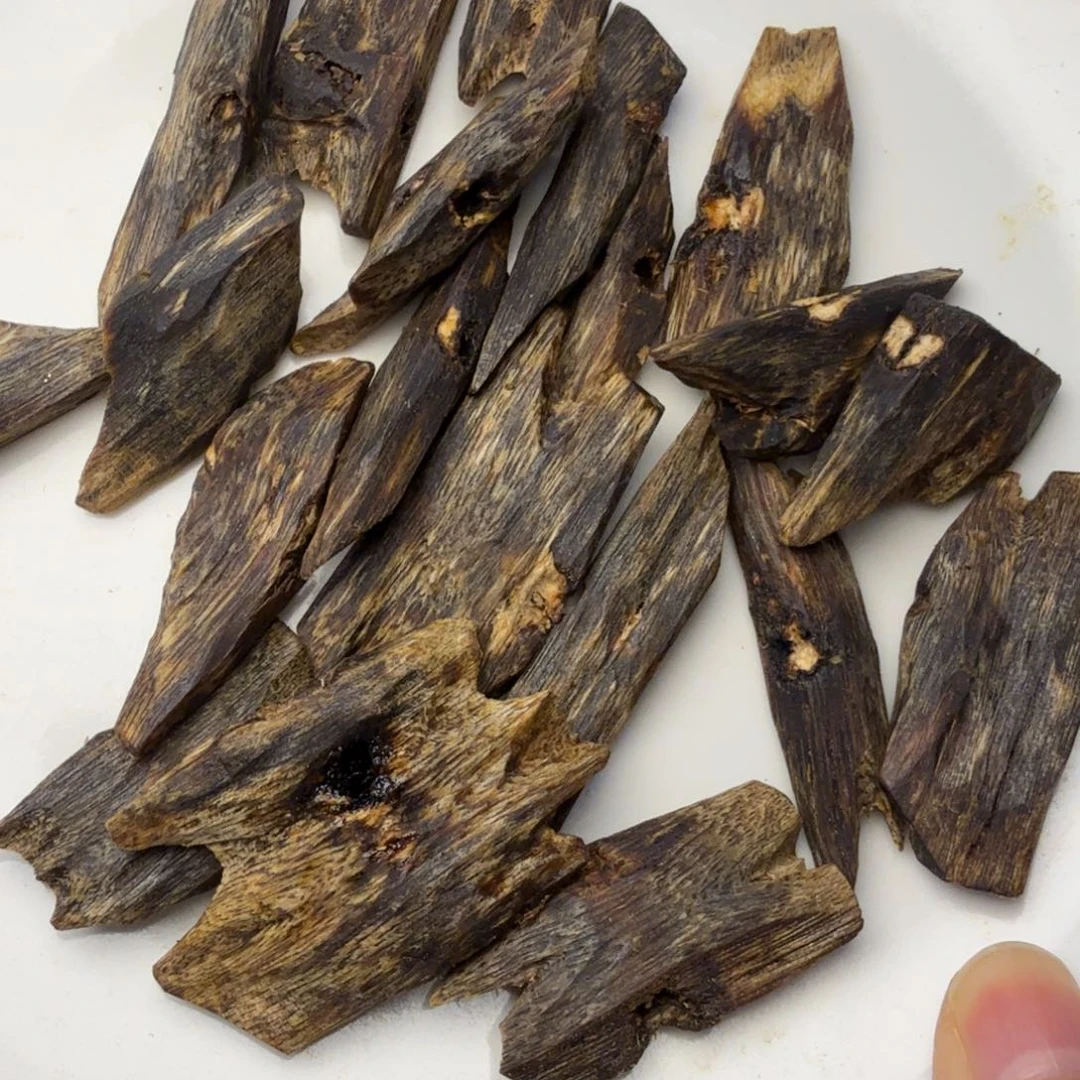 沉香沉香碎屑乌身原叶漏油料49g