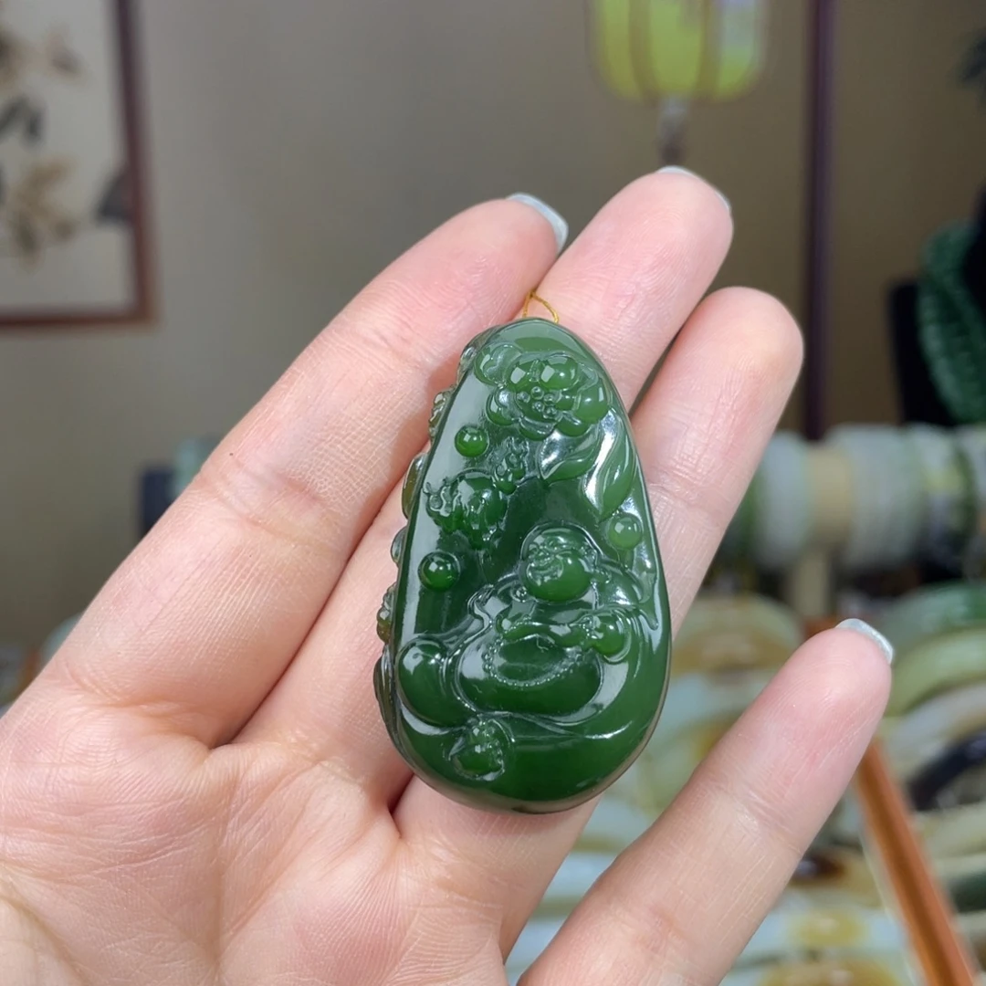和田玉未镶嵌颈饰