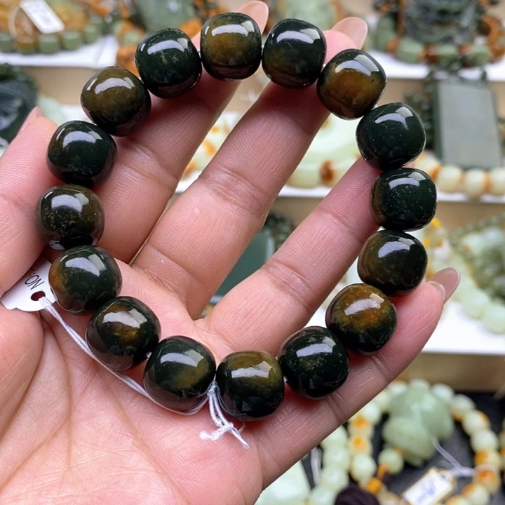 手串未镶嵌透闪石质玉