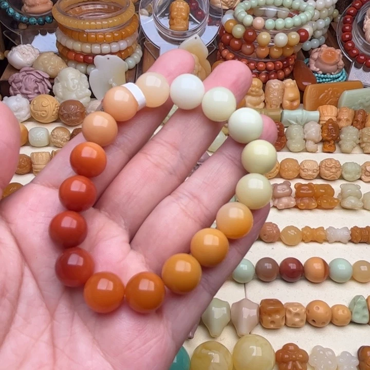 未镶嵌石英质玉（缅黄）珠宝半成品