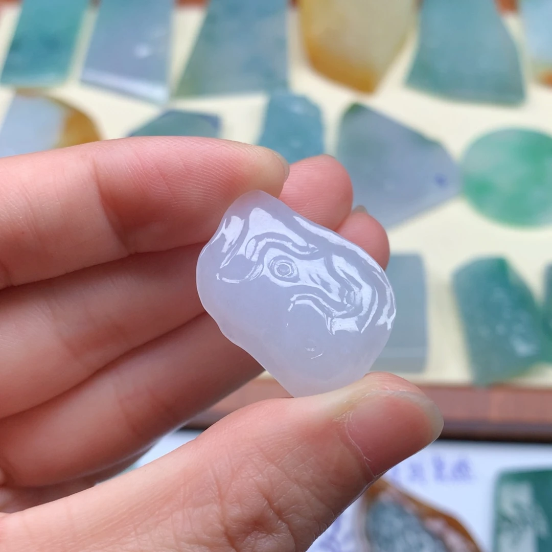 翡翠未镶嵌颈饰天然缅甸翡翠