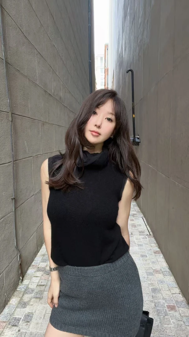 羊绒羊毛真丝拼接无袖高领背心针织打底衫