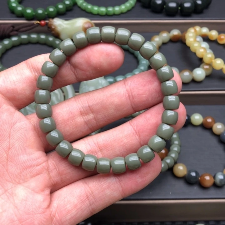 和田玉手链未镶嵌幸**活