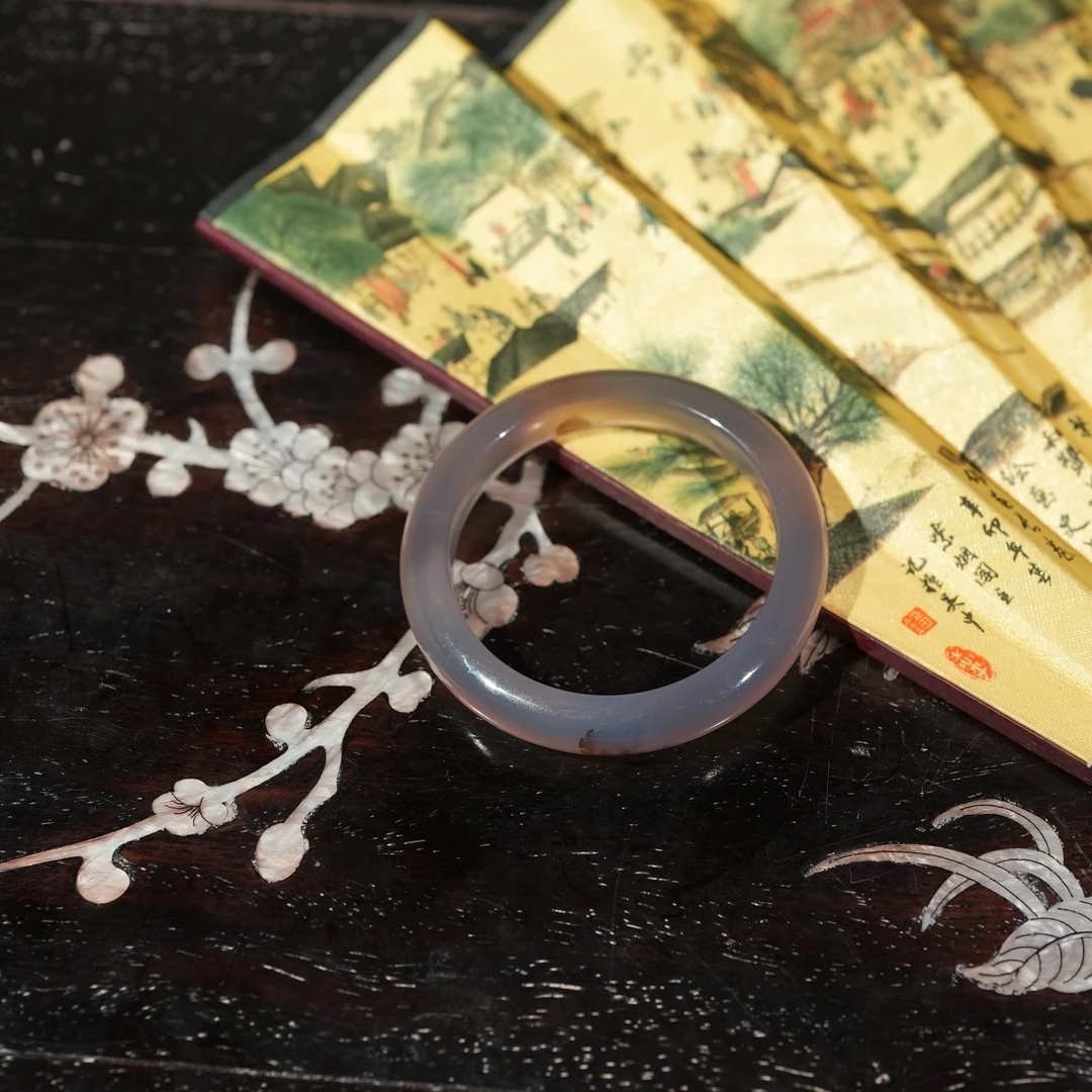 1.11香港王老板-玛瑙手镯6n18