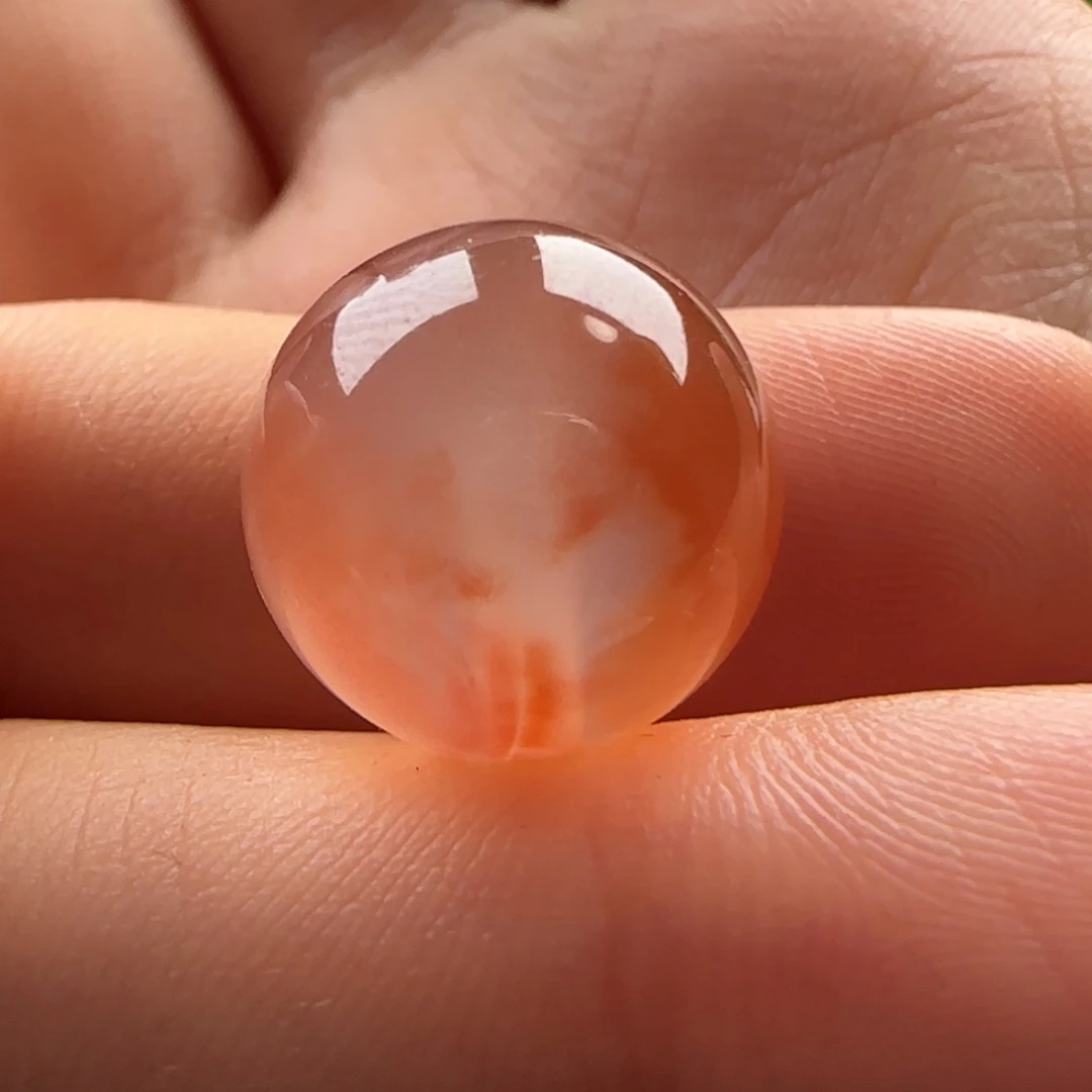 南红玛瑙未镶嵌冰飘圆珠14.5