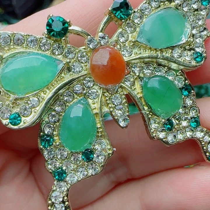 翡翠未镶嵌颈饰天然A货13