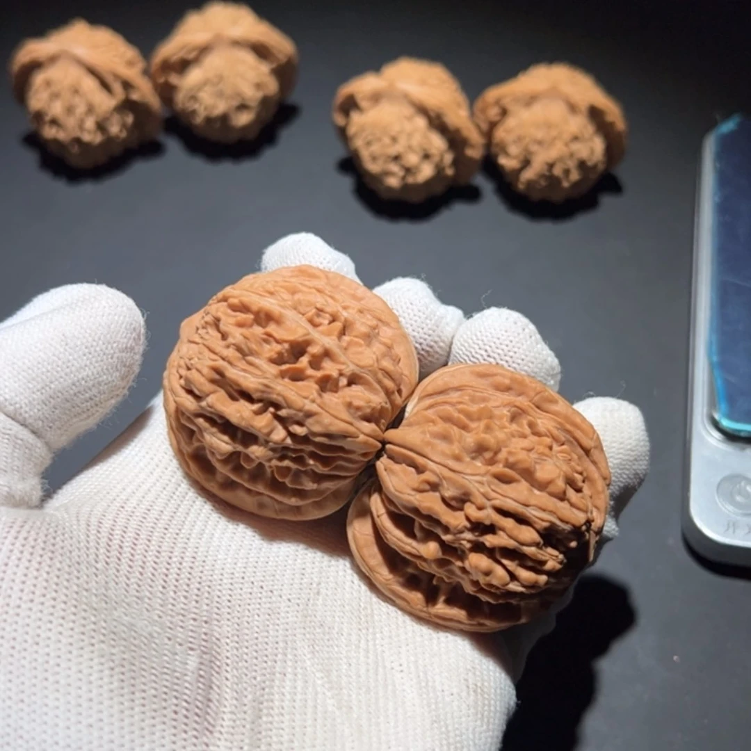 【闪购商品】文玩核桃吊坠饿****。文玩核桃四座楼42