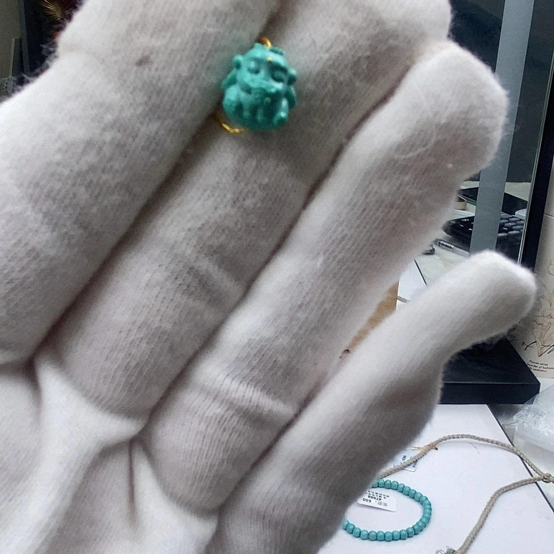 绿松石未镶嵌珠宝奇石