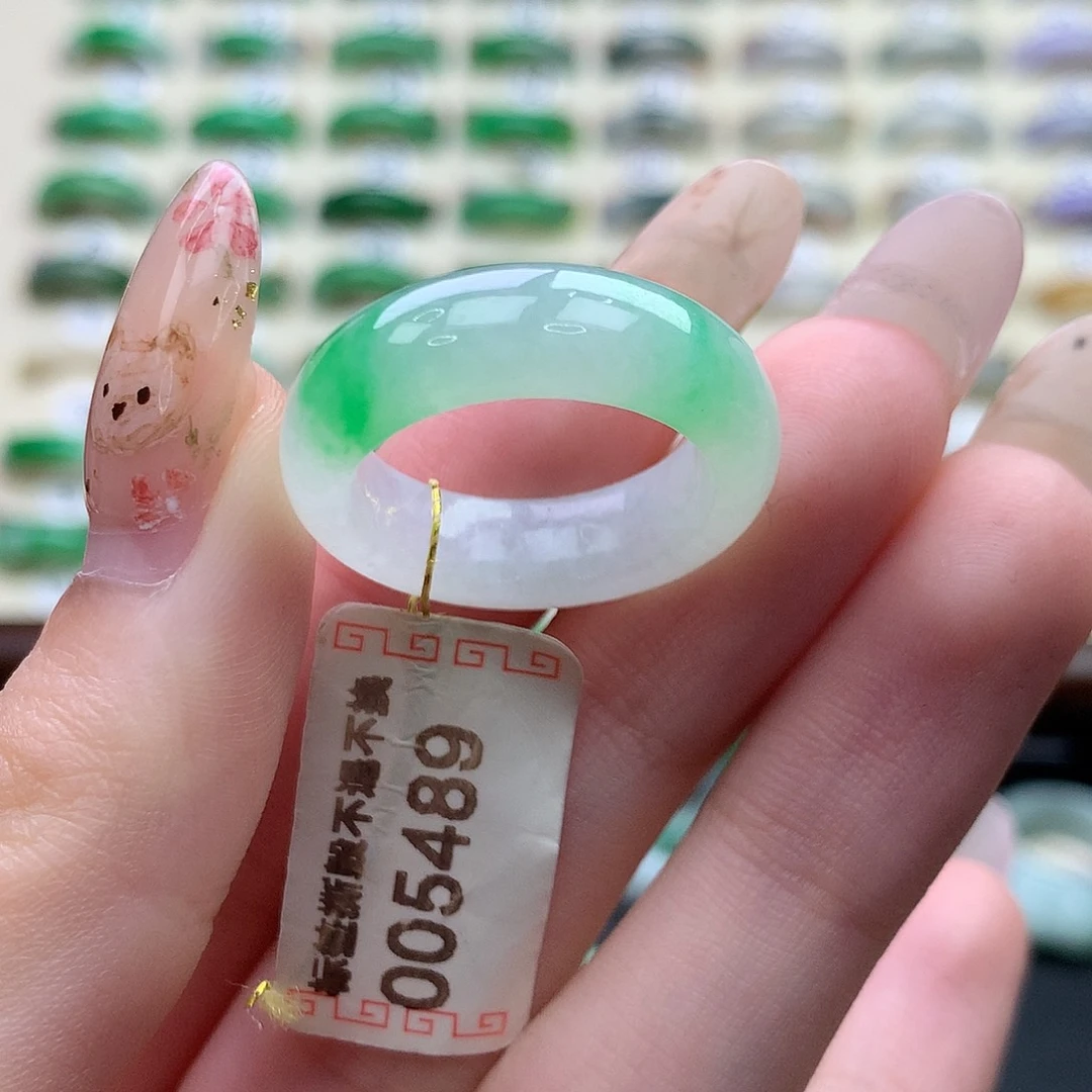 翡翠未镶嵌戒指港16