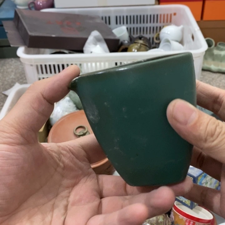 陶瓷艺术品及陶瓷壶