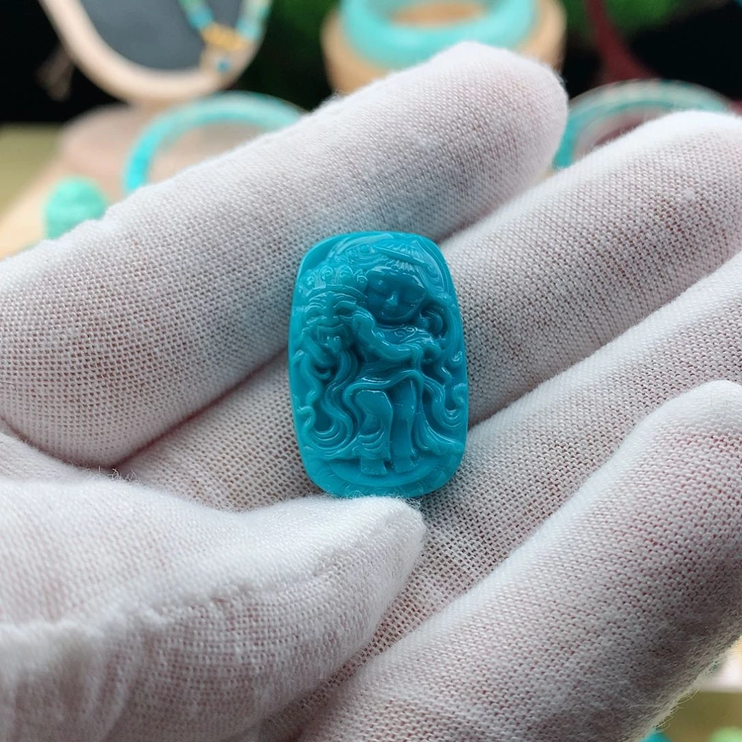 绿松石颈饰未镶嵌