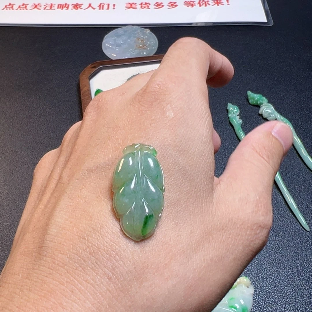 颈饰未镶嵌翡翠翡翠花间