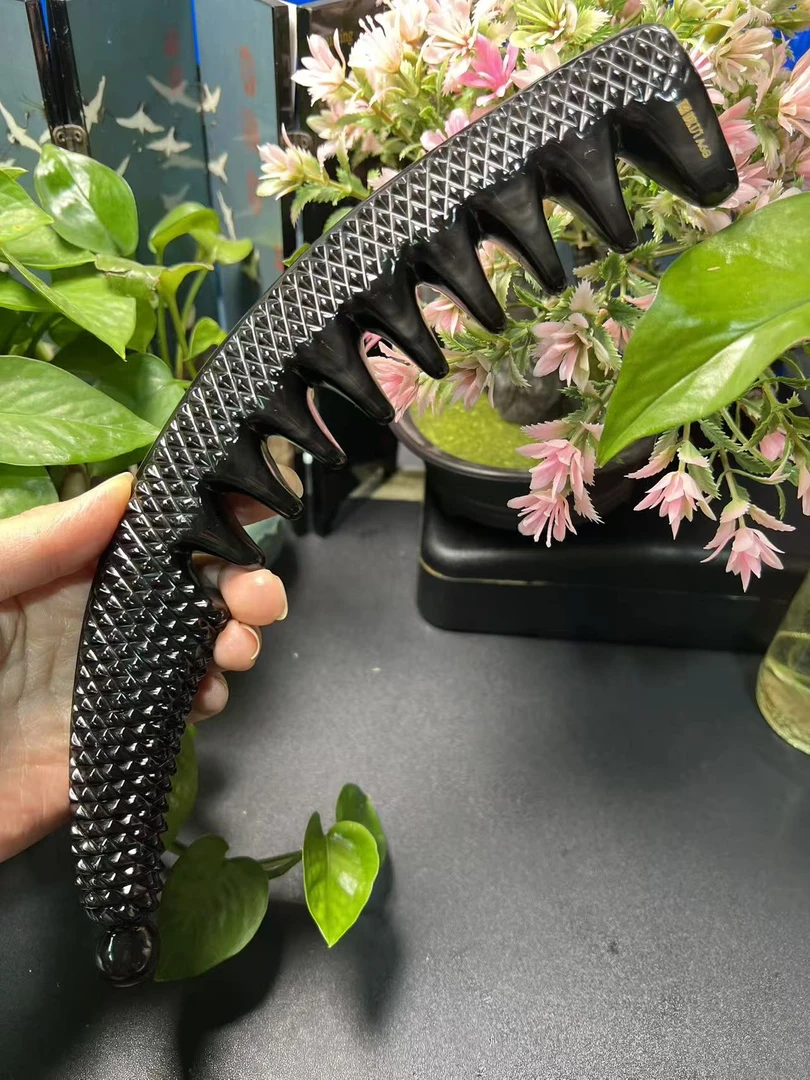 板娘专享 白水黑金刚按摩梳 微瑕福利 随机发货 不退不换 -X208