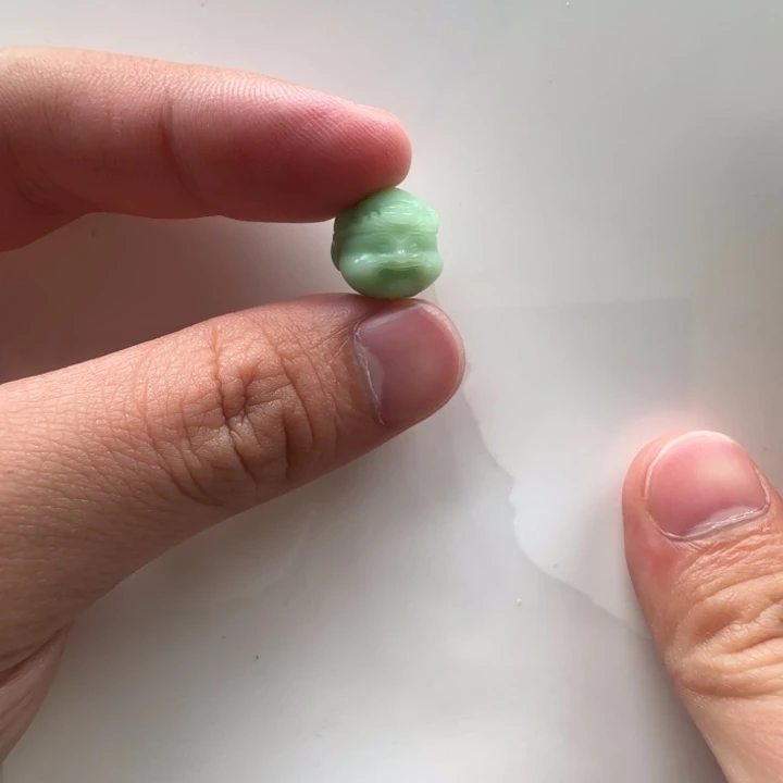 炎***森颈饰未镶嵌石英质玉