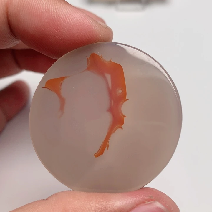 玛瑙/玉髓颈饰未镶嵌吕*