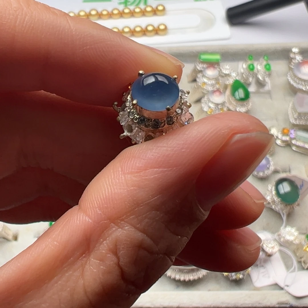 定制翡翠未镶嵌A货