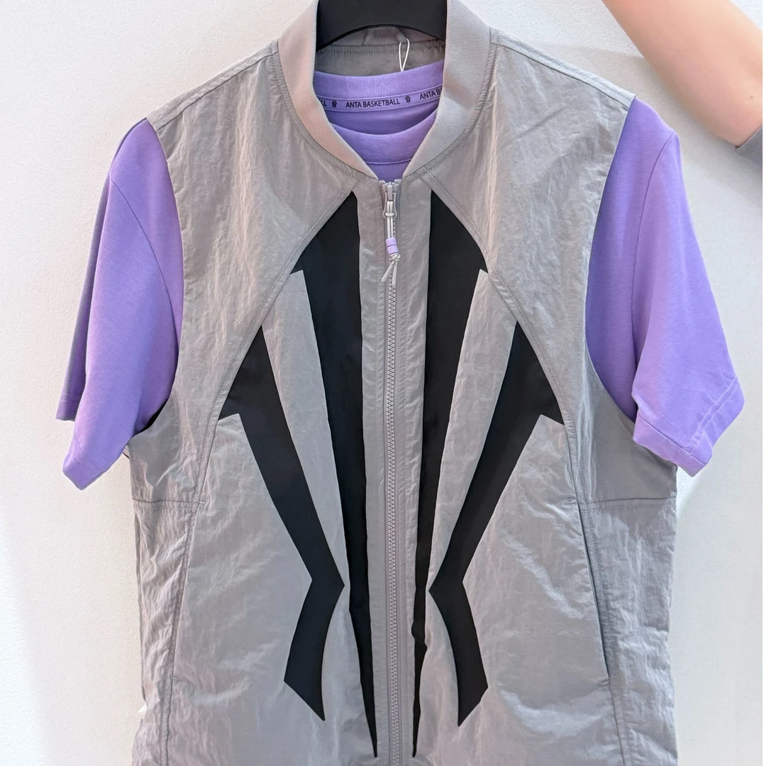 【安踏·凯里欧文系列】薄款透气梭织马甲男无袖工装外套潮流上衣