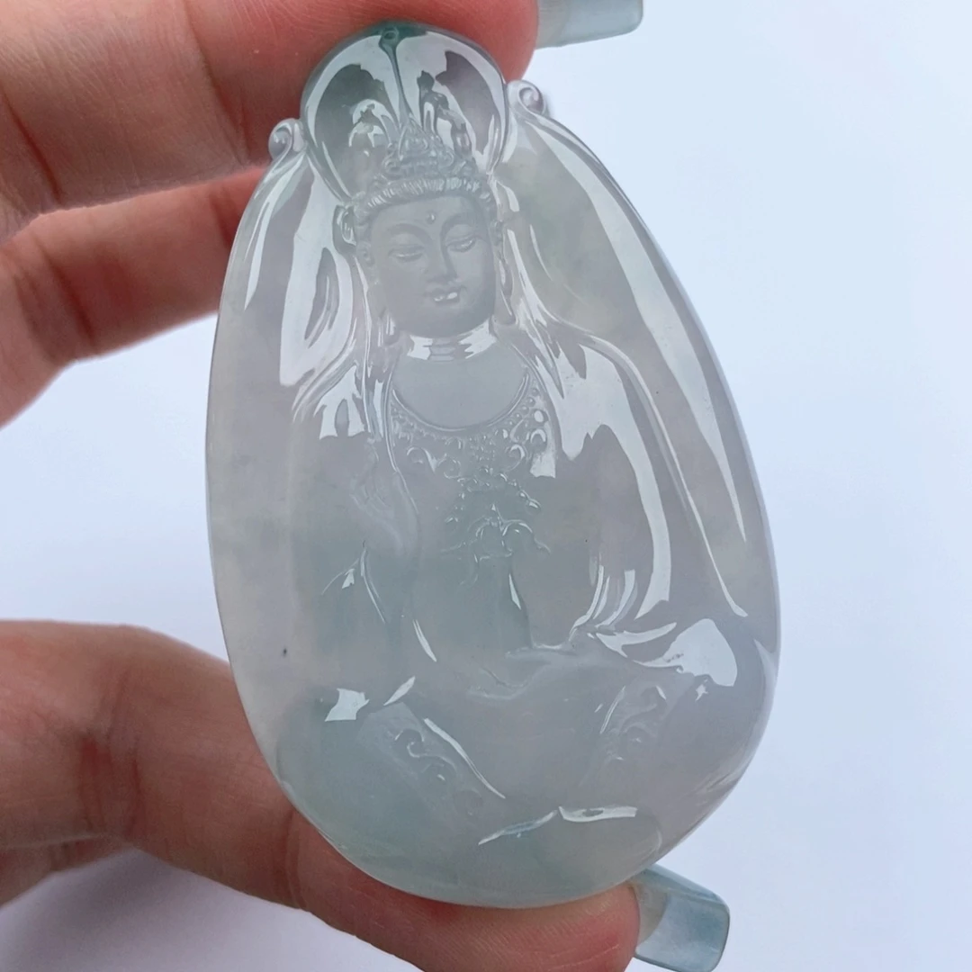 翡翠未镶嵌颈饰素衣观音